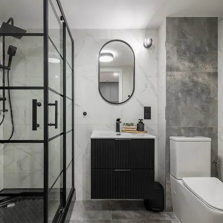 Bast 143 Apartamenty Top Location , Off Piotrkowska , Stajnia Jednorozca , Winda , Parking Na Terenie Bezplatny , Orientarium , Hopa Lupa , Atlas Arena , Wytwornia , Ec1 Lodz  Exterior photo