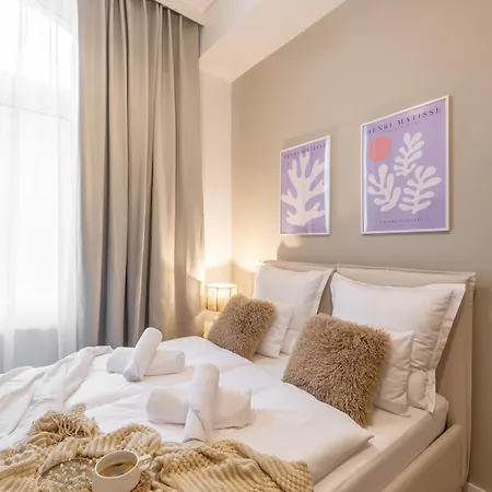 Bast 143 Apartamenty Top Location , Off Piotrkowska , Stajnia Jednorozca , Winda , Parking Na Terenie Bezplatny , Orientarium , Hopa Lupa , Atlas Arena , Wytwornia , Ec1 Lodz  Exterior photo