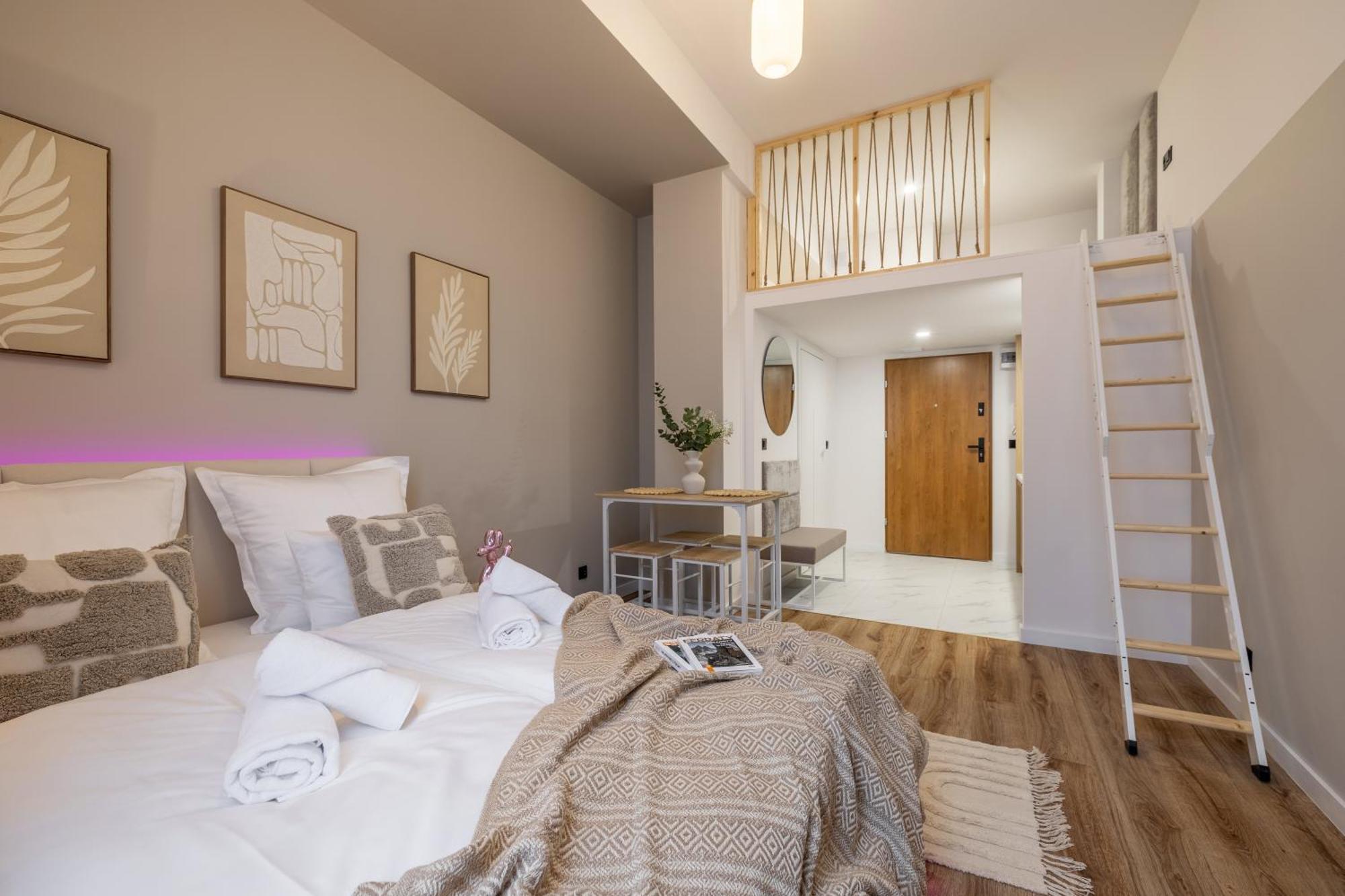 Bast 143 Location , Off Piotrkowska , Stajnia Jednorozca , Winda , Parking Na Terenie Bezplatny , Orientarium , Hopa Lupa , Atlas Arena , Wytwornia , Ec1 Apartment Lodz (Lodz)